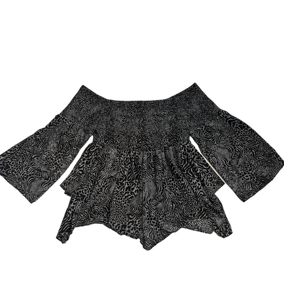 TORRID Gray Animal Print Chiffon Off Shoulder Babydoll Top Size 2 / US 2X - Picture 2 of 10
